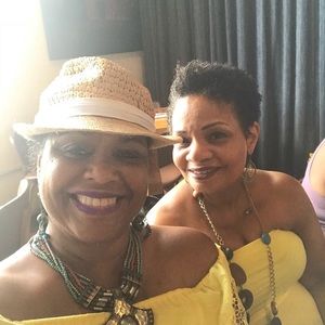 Meet your Posher, Angie